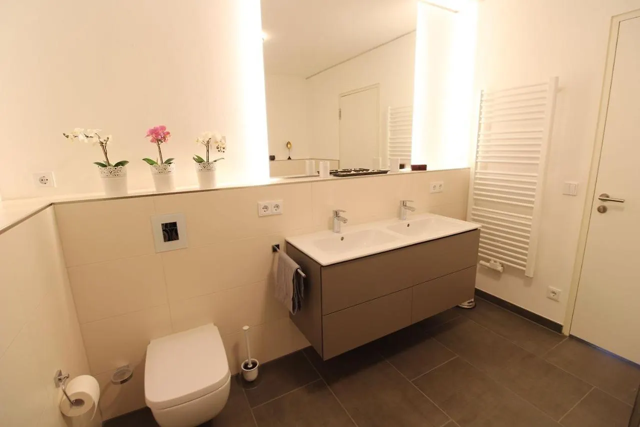 Close To Fair, Main Station And Airport Apartment Frankfurt am Main 0*,